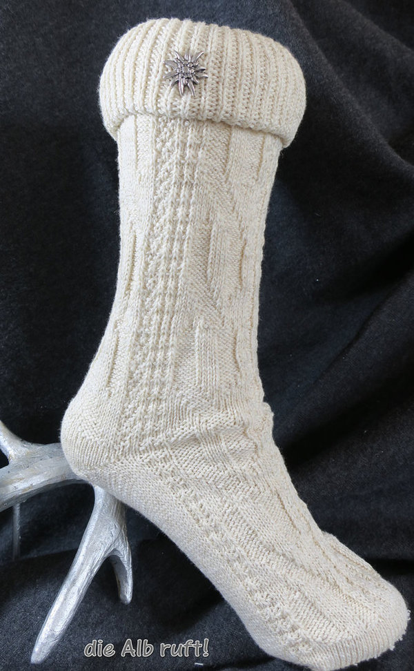 Country Socken - Zopfmuster mit Ansteck-Pin Edelweiß
